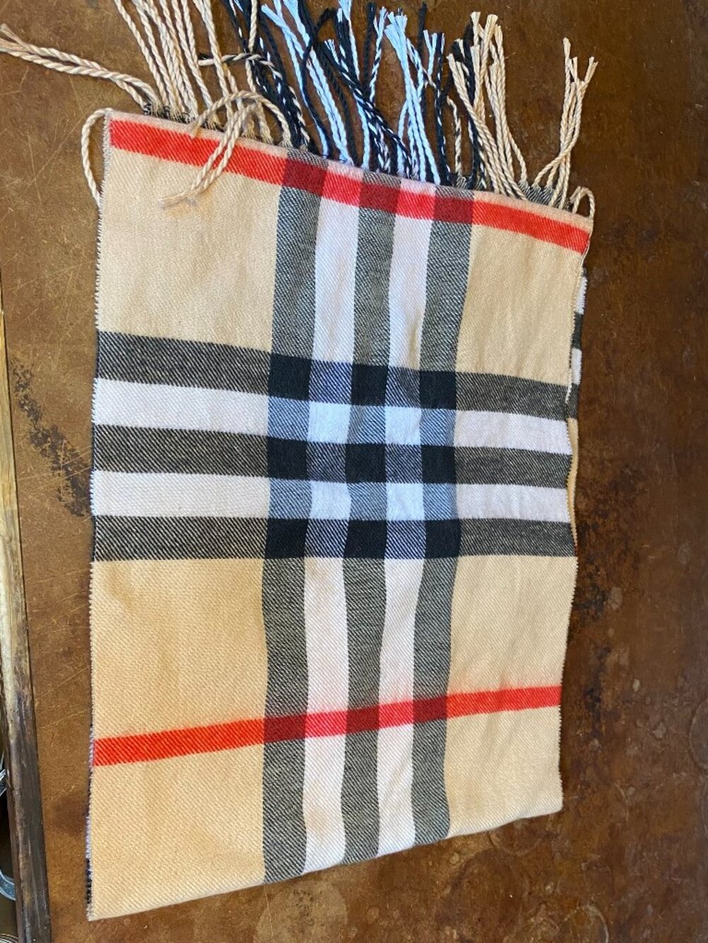 NWT Echoes 100% Cashmere Scarf Scotland Manassas Museum Burberry Pattern